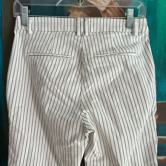 H&M White and Black Striped Dress Pants 6 - Picture 8 of 15